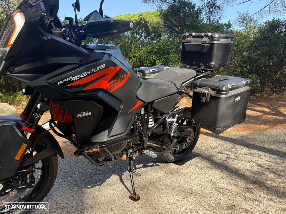 KTM 1290 Super Adventure S - 15