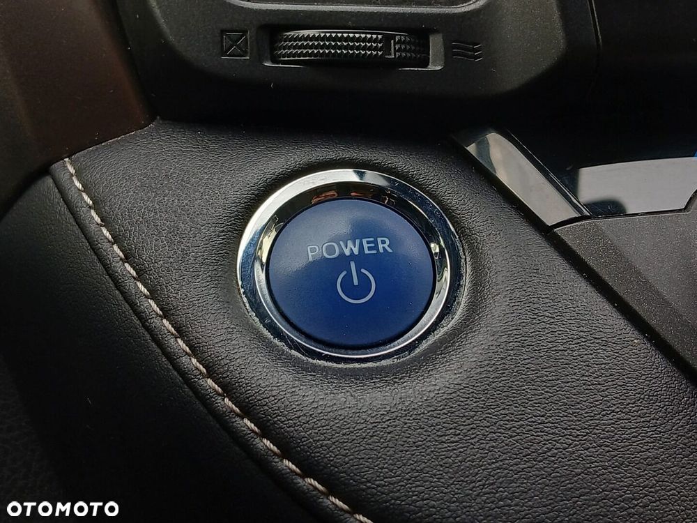 Toyota RAV4 Hybrid Premium 4x2 - 39