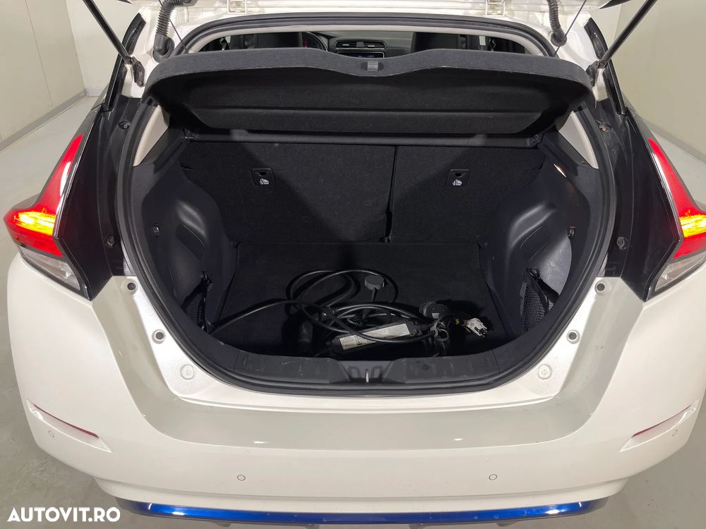 Nissan LEAF 62 kWh e+ Tekna - 13