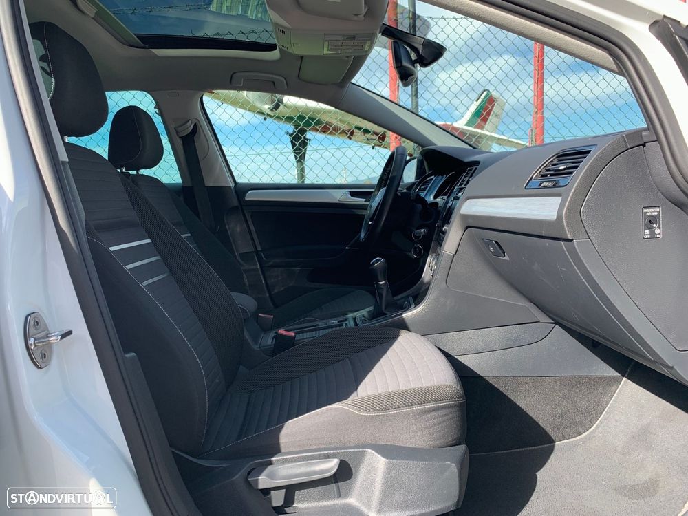 VW Golf 1.6 TDi R-Line - 19