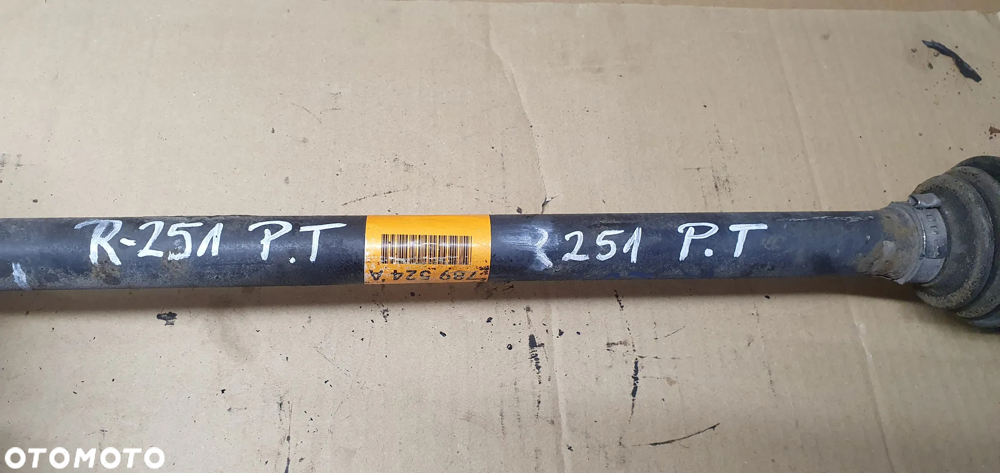 Półoś prawy tył tylna prawa półośka Mercedes R-Klasa W251 3.0 CDI A2513501610 - 9