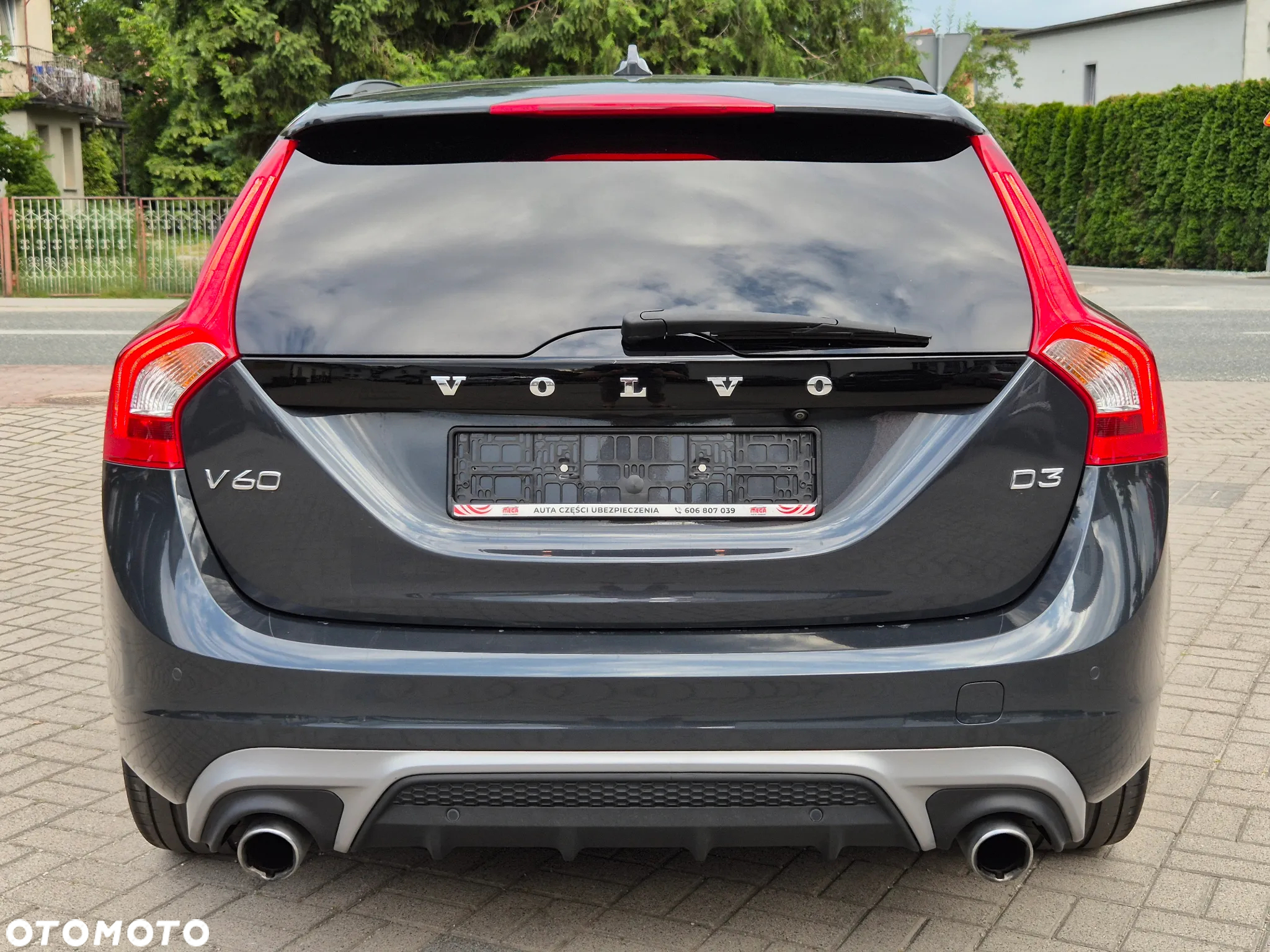 Volvo V60 D3 Drive-E R-Design Kinetic - 9
