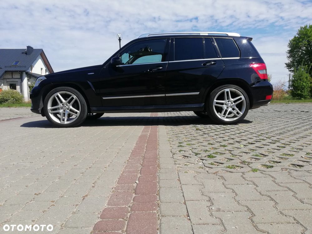Mercedes-Benz GLK - 11
