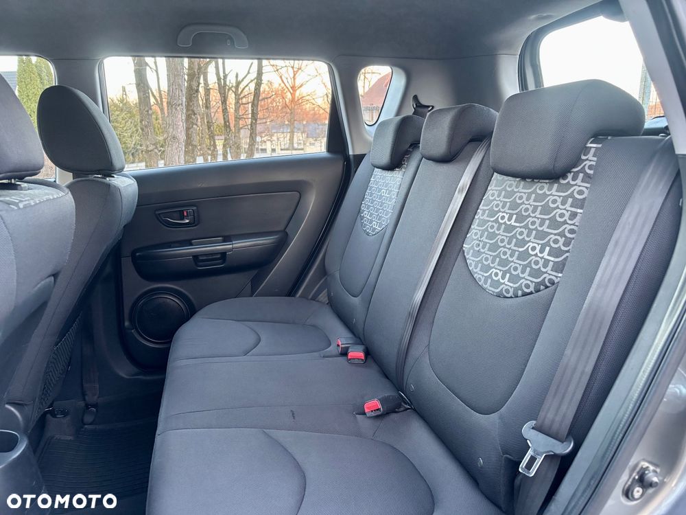 Kia Soul 1.6 CRDI L - 27
