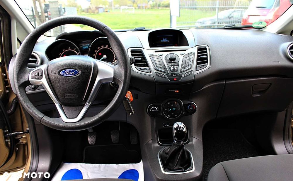 Ford Fiesta - 18