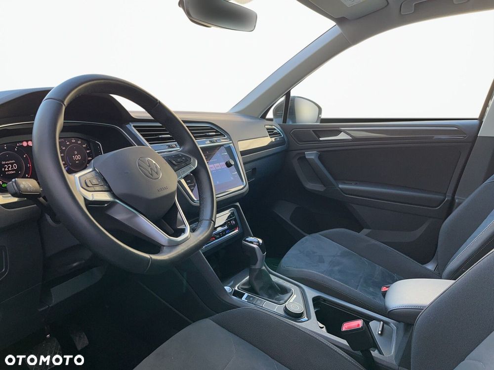 Volkswagen Tiguan - 9