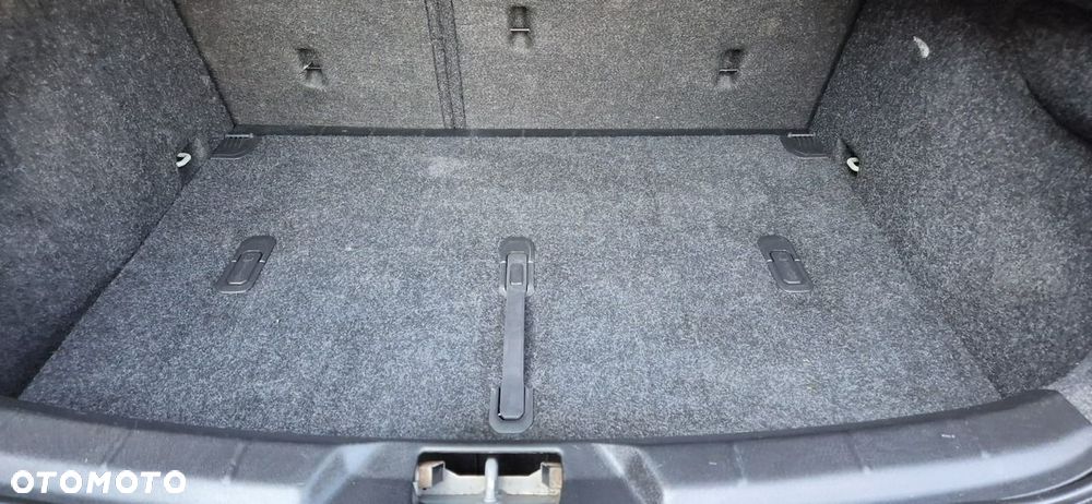 Volvo V40 - 8