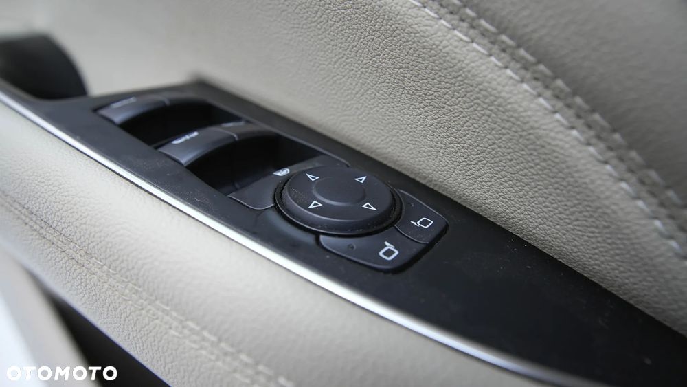 Opel Insignia 2.0 CDTI Innovation S&S - 27