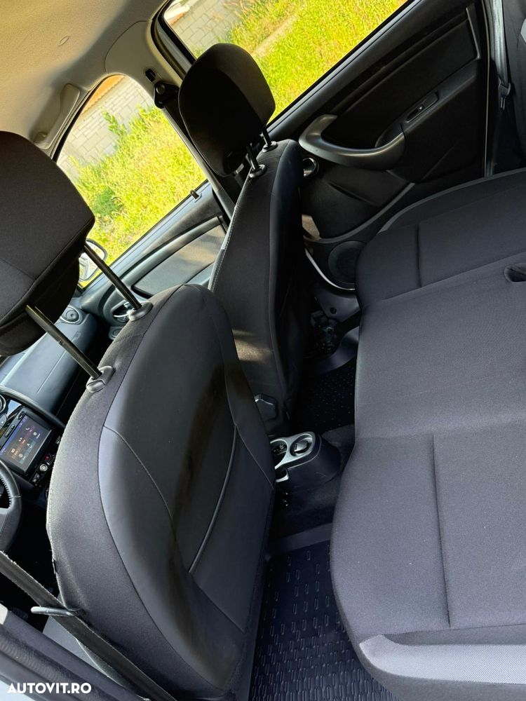 Dacia Duster 1.5 dCi 4x4 Laureate - 19