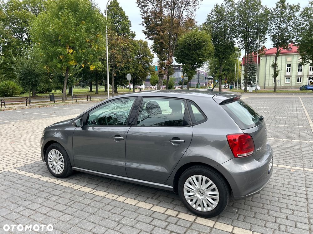 Volkswagen Polo 1.4 16V Comfortline - 14