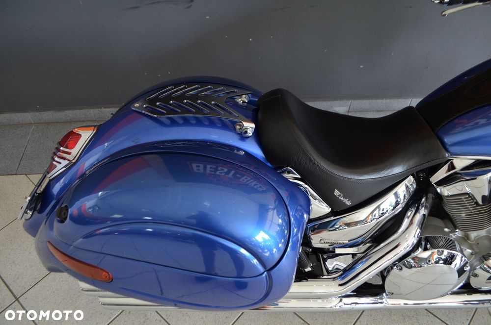 Honda VTX - 16