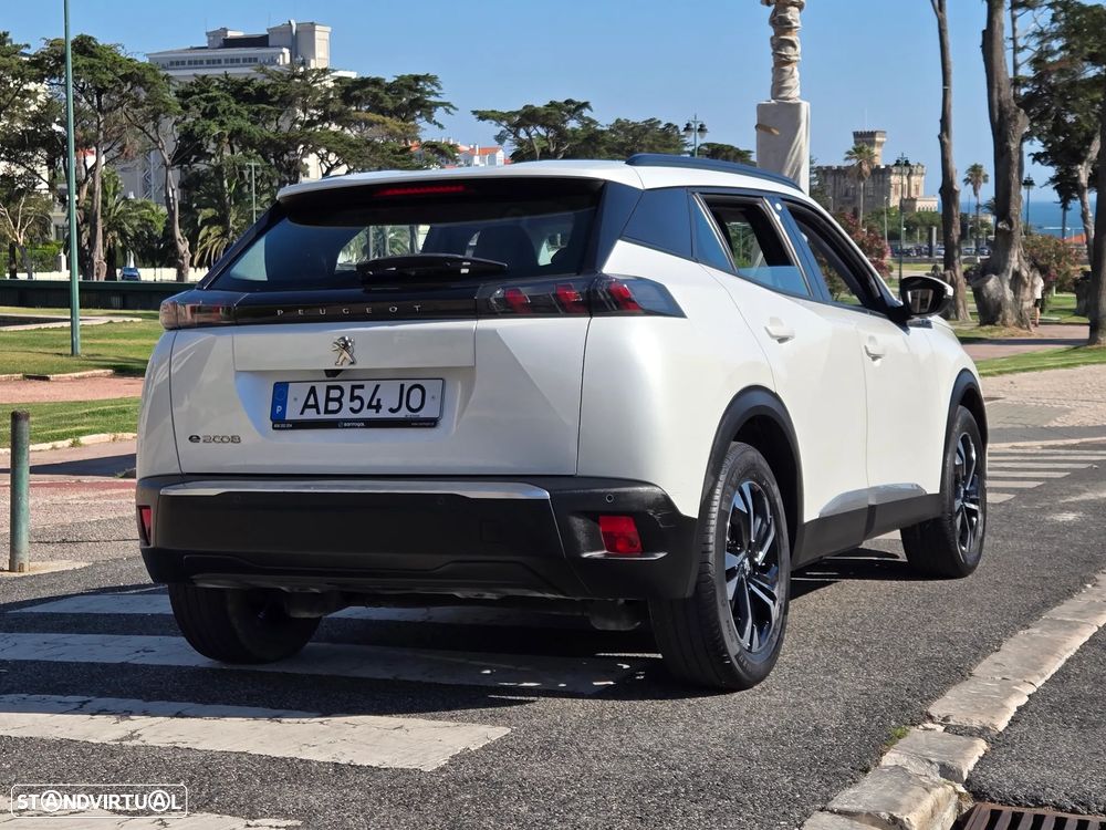 Peugeot 2008 - 12