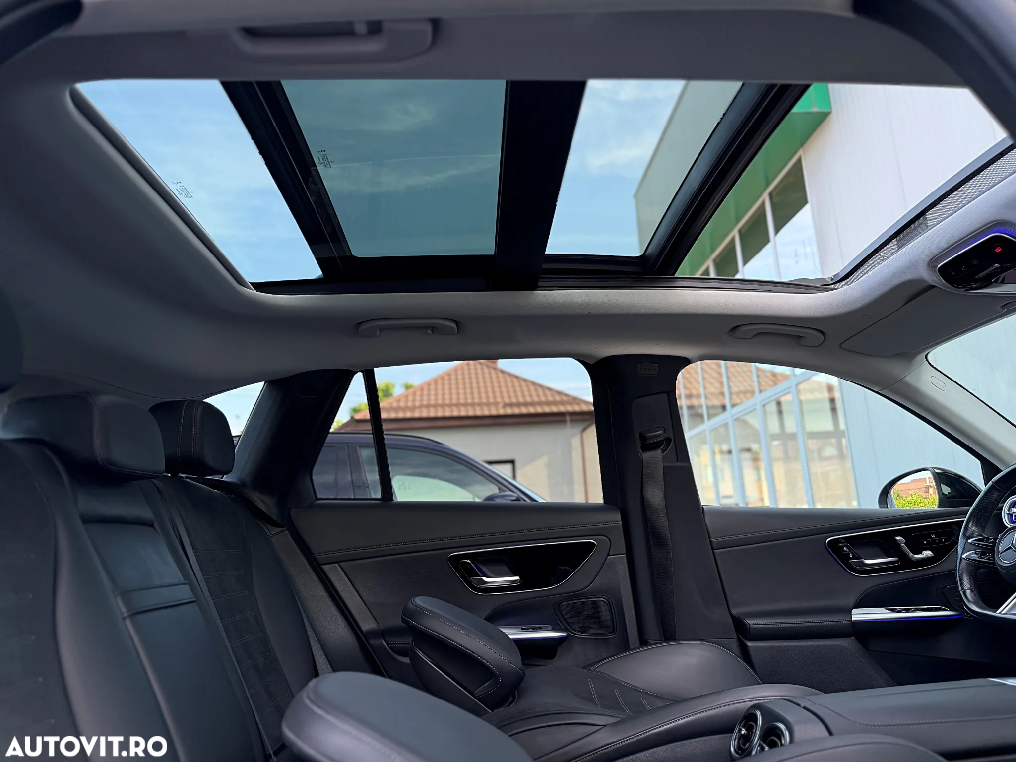 Mercedes-Benz GLC 300 d 4Matic 9G-TRONIC AMG Line Advanced - 28