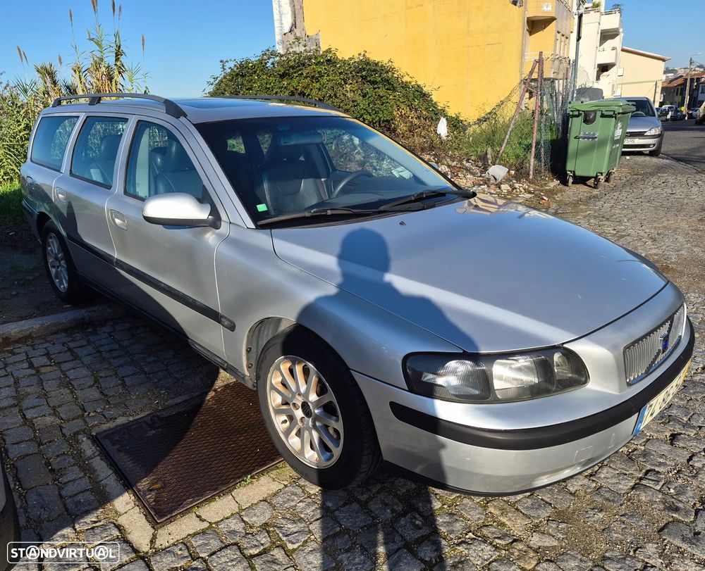 Volvo V70 2.0 T - 2