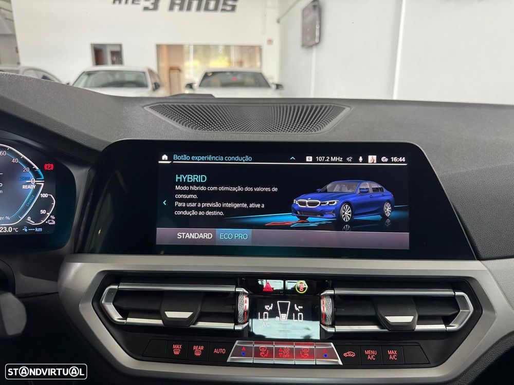 BMW 330 e Pack M Auto - 36