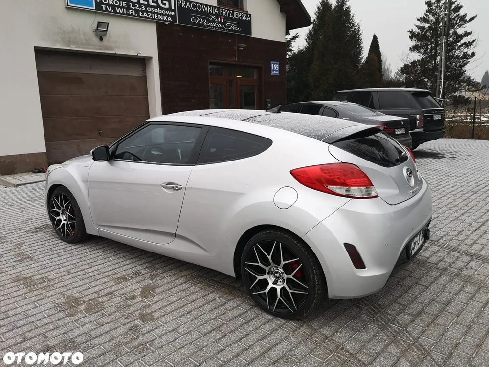 Hyundai Veloster 1.6 GDI Premium - 7