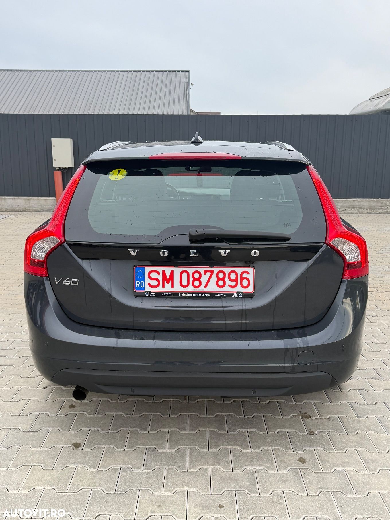 Volvo V60 D4 Start-Stop Momentum - 1