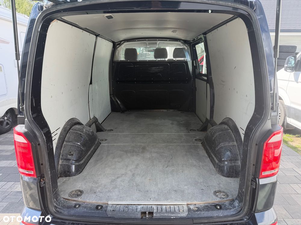 Volkswagen Transporter - 8