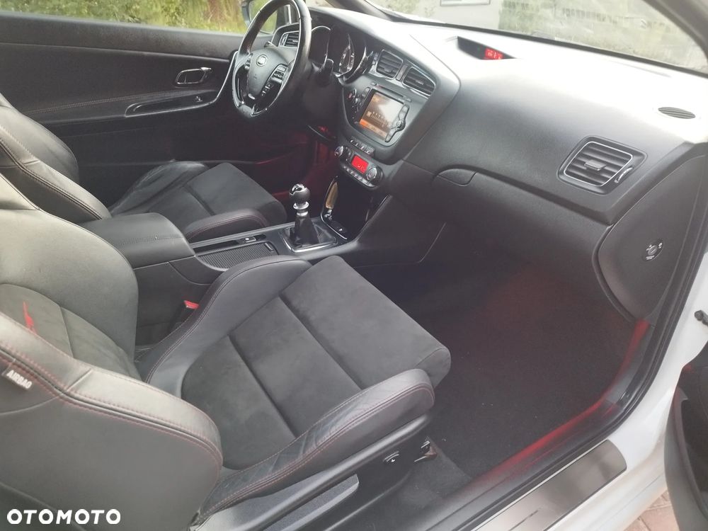 Kia ProCeed 1.6 T-GDI GT Edition 1 - 30