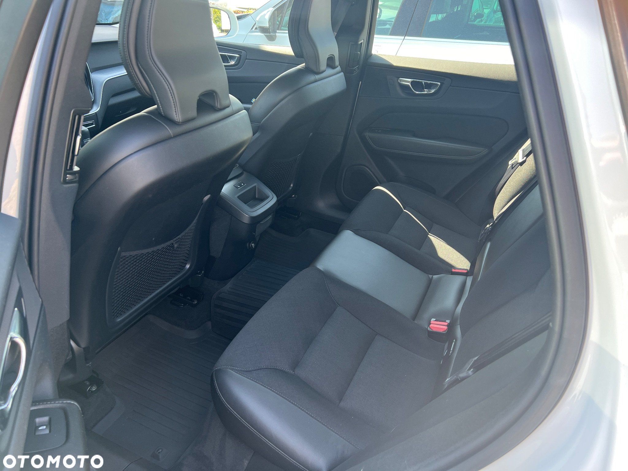 Volvo XC 60 T5 AWD Momentum - 27