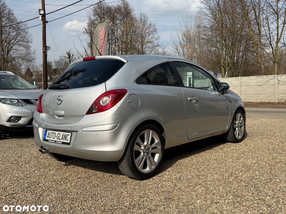 Opel Corsa 1.4 16V Sport - 28