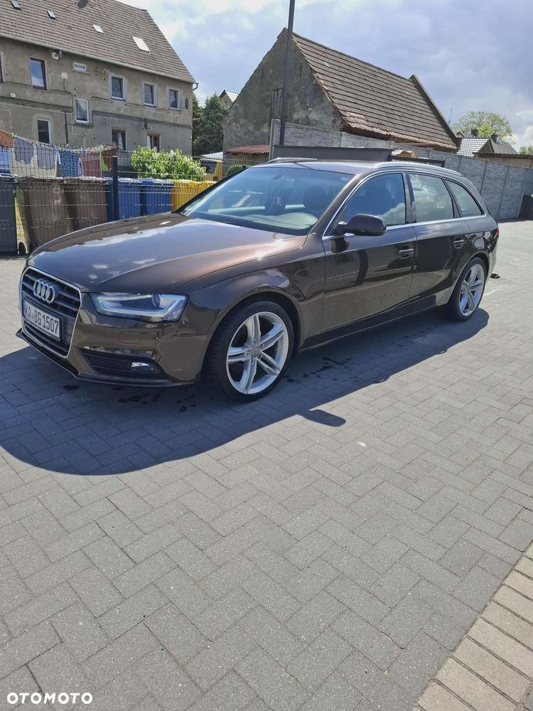 Audi A4 Avant 2.0 TDI DPF Ambiente - 1