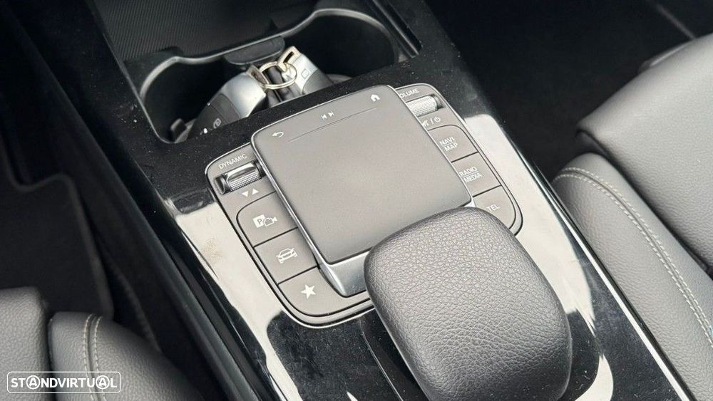 Mercedes-Benz CLA 200 - 10