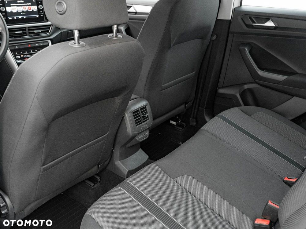 Volkswagen T-Roc 1.5 TSI Life - 22
