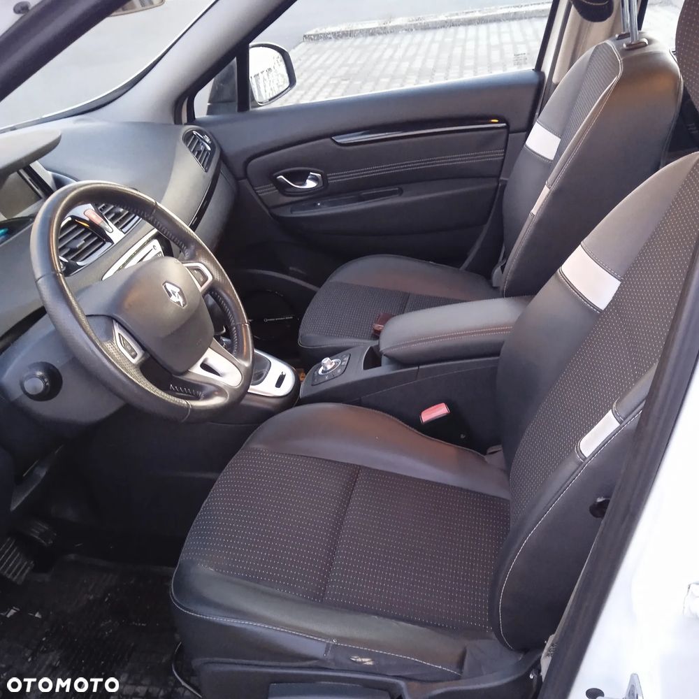 Renault Scenic 1.5dCi TomTom Edition - 3