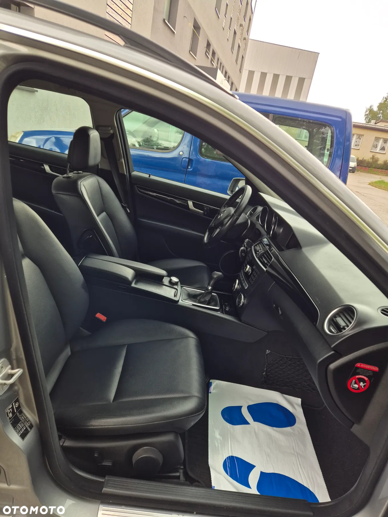 Mercedes-Benz Klasa C 200 CDI BlueEff Avantgarde - 11