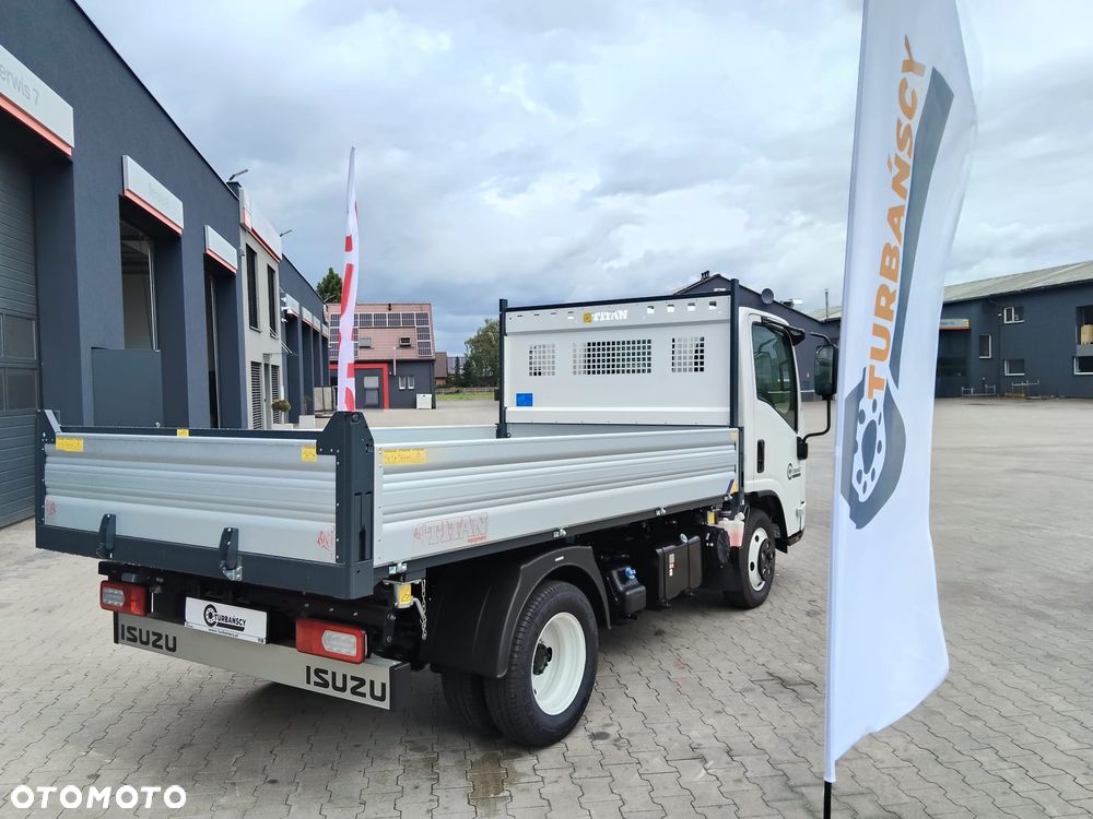 Isuzu M27 - 11