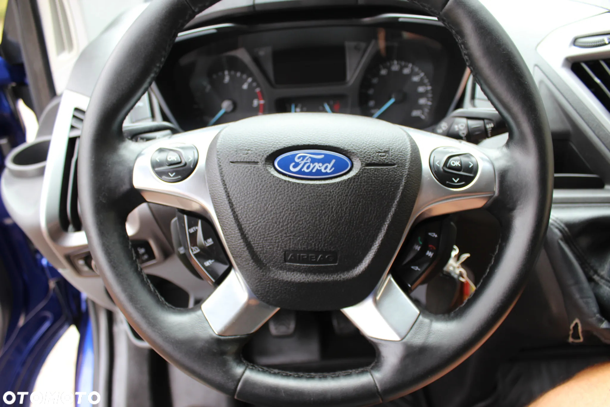 Ford TRANSIT CUSTOM L2H1 - 10