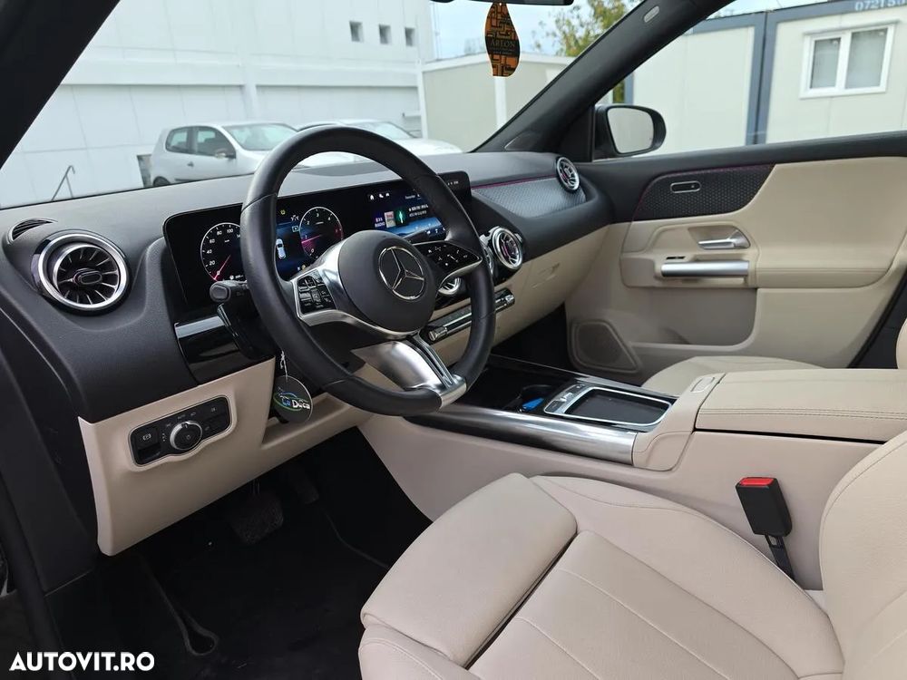 Mercedes-Benz GLA 200 d 4MATIC Aut. - 9