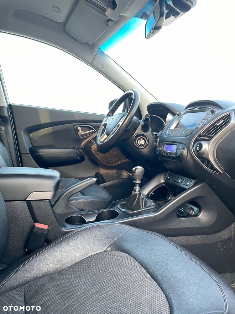 Hyundai ix35 2.0 CRDi 4WD Premium - 17