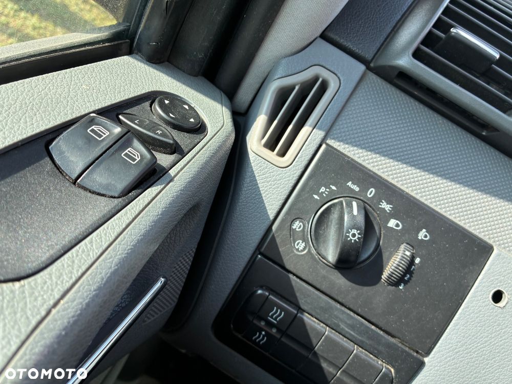 Mercedes-Benz Vito - 17