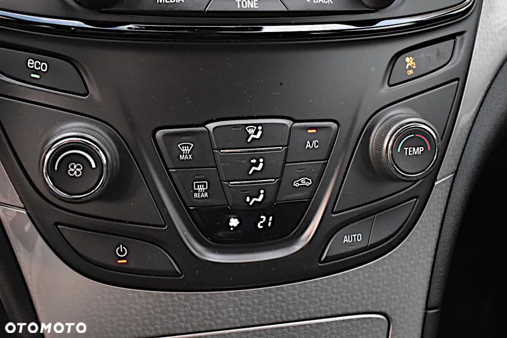 Opel Insignia 2.0 CDTI Cosmo ecoFLEX S&S - 21