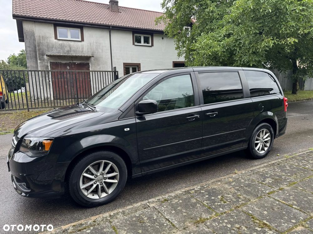 Dodge Grand Caravan 3.6 R/T - 9