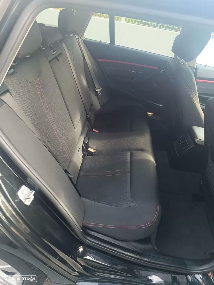 BMW 320 d Aut. Sport Line - 28