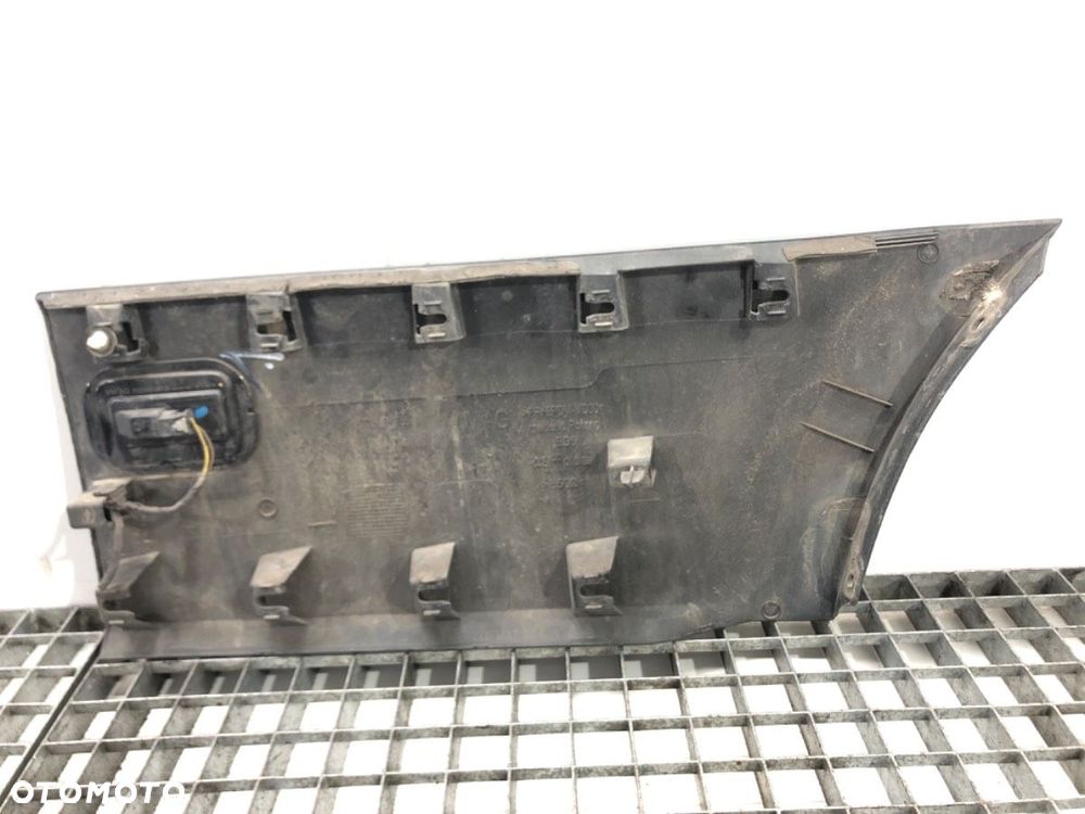 LISTWA BOCZNA LEWA  MAN TGE Autobus 2017 - 2022 2.0 TDI 130 kW [177 KM] olej napędowy 2017 - 2022 - 4