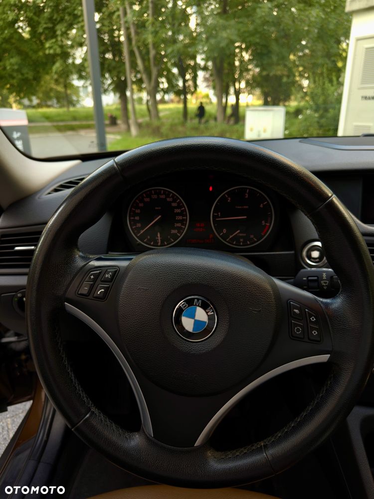 BMW X1 xDrive23d - 18