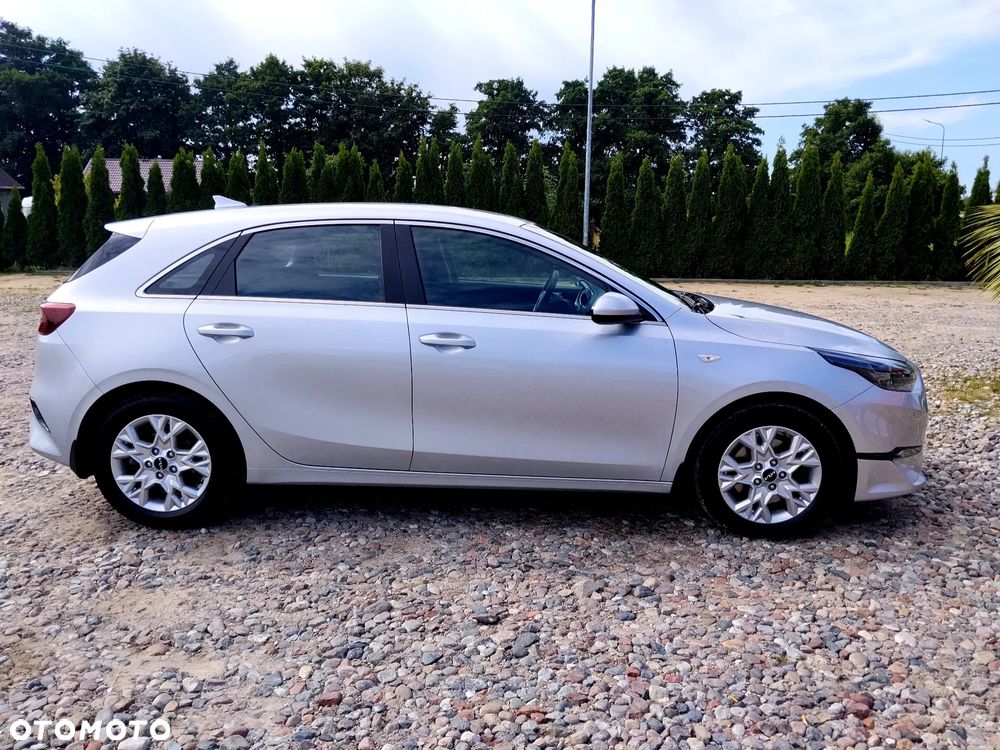 Kia Ceed 1.5 T-GDI M - 6