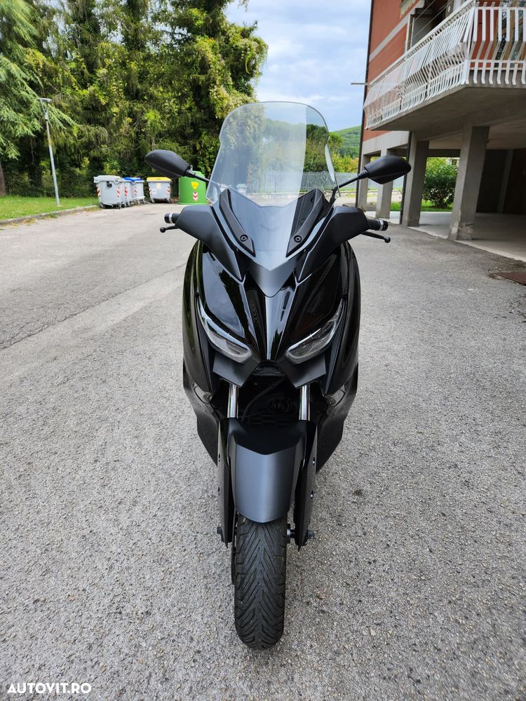 Yamaha XMAX 300 - 3