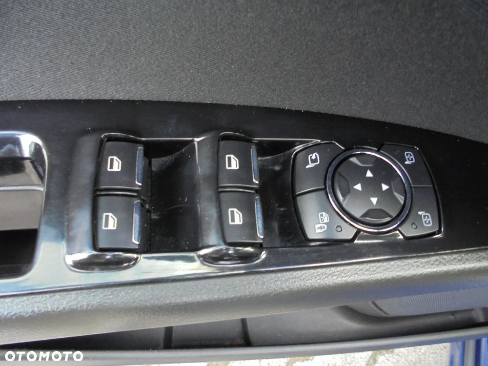 Ford Mondeo 2.0 TDCi Titanium PowerShift - 8
