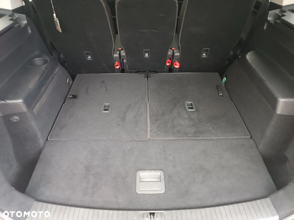 Volkswagen Touran 1.5 TSI EVO Highline - 34