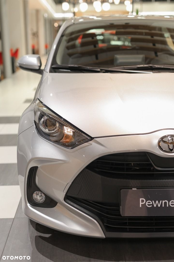 Toyota Yaris - 30