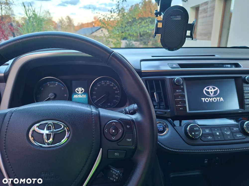 Toyota RAV4 - 27
