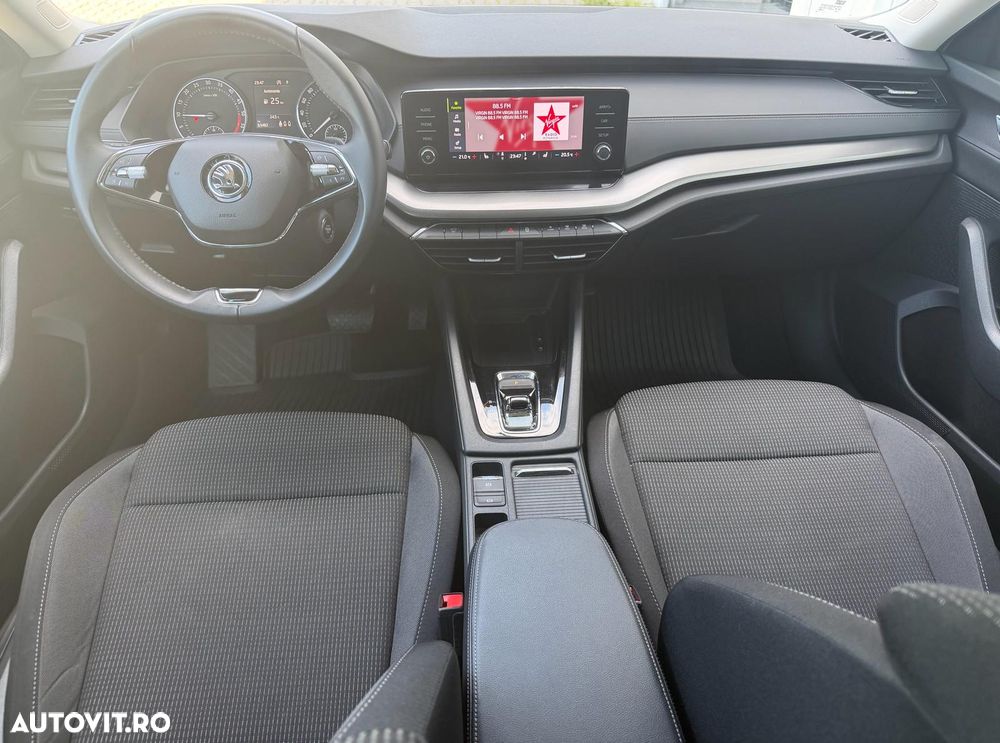 Skoda Octavia 2.0 TDI DSG Ambition - 11