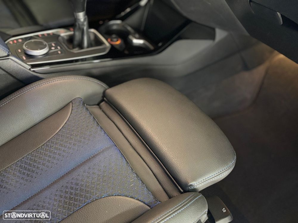 BMW 116 d Corporate Edition M - 23