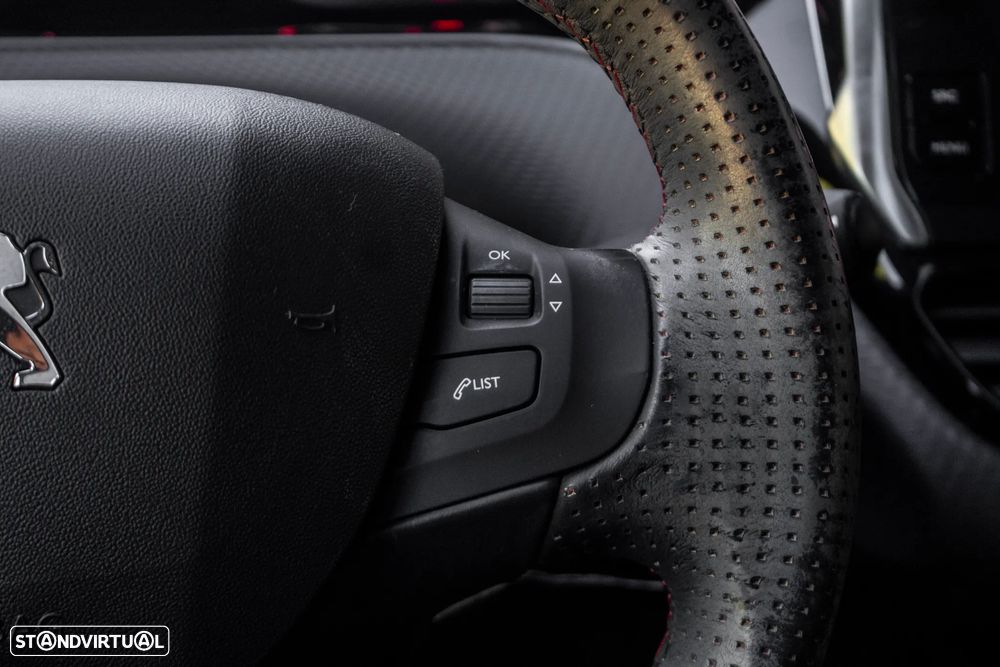 Peugeot 2008 1.2 PureTech GT Line EAT6 - 15