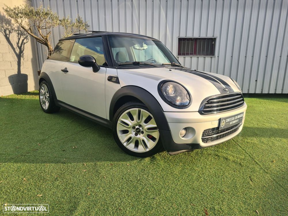 MINI 3 Portas Cooper D 50 Camden - 2